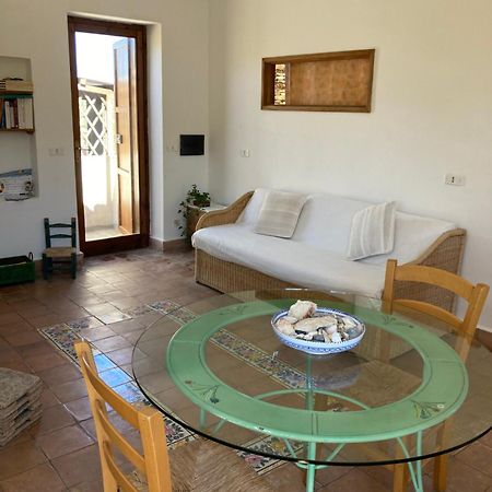 Appartamento Vista Mare - Amazing Sea View Apartment Stintino Buitenkant foto